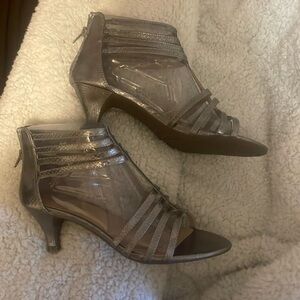 Brand new never been wore